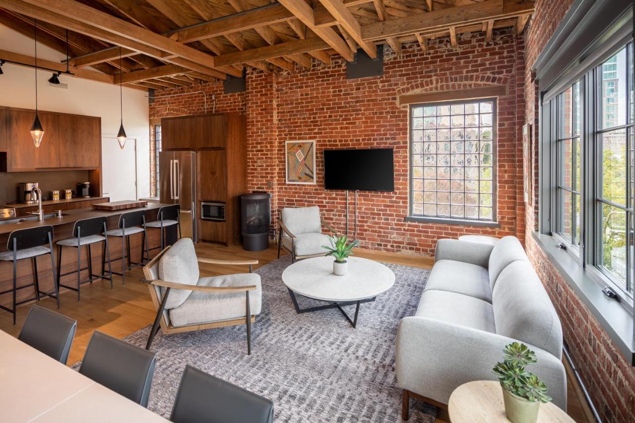 Elevation Lofts Hotel Asheville Extérieur photo